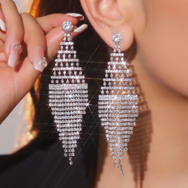 Pendientes Con Borlas De Diamantes Geométricos