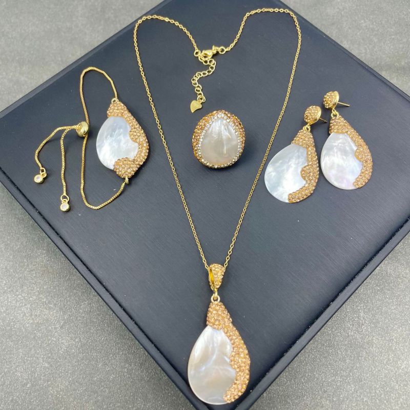 Fashion Half Side Copper Diamond Drop Necklace Earrings Bracelet Set