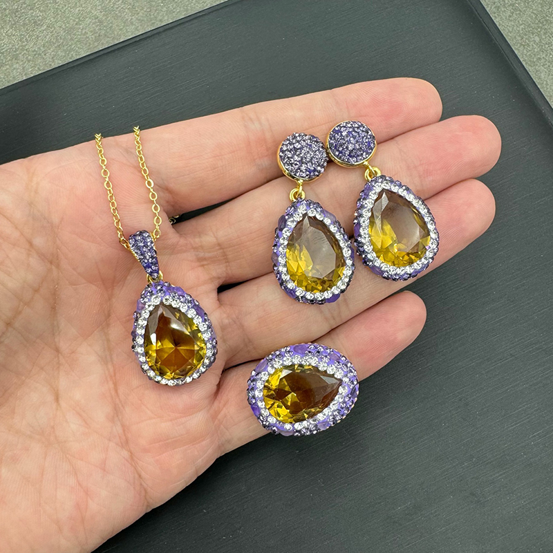 Conjunto De Collar Pendientes Y Anillo Con Forma De Lágrima De Cristal Geométrico