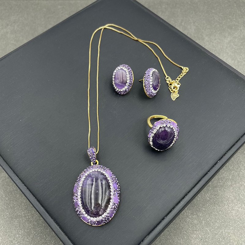 Conjunto De Anillo Pendientes Y Collar De Amatista Ovalada