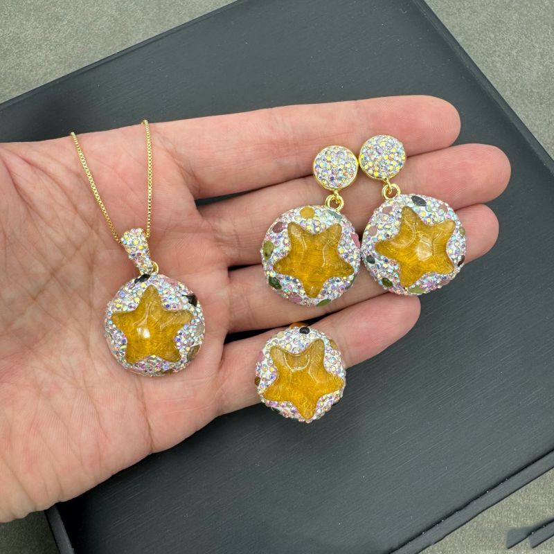 Conjunto De Aretes Y Pulsera Con Collar En Forma De Corazón De Amor