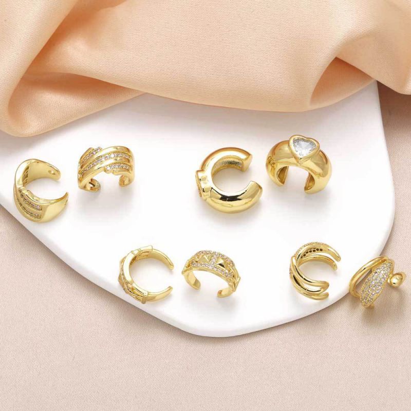 Clip De Oreja En Forma De C De Cobre Bañado En Oro Y Diamantes