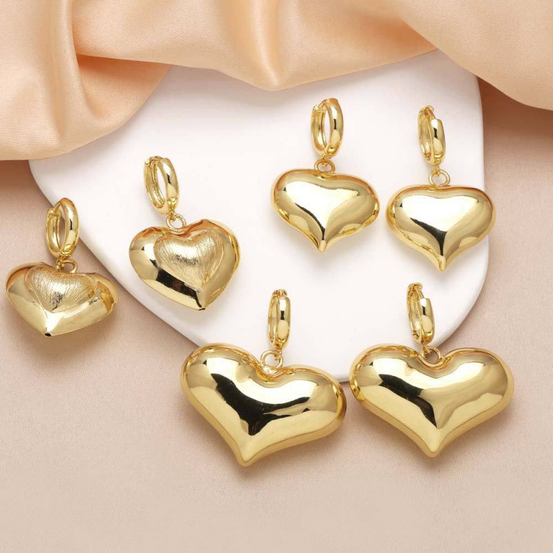 Pendientes De Corazón De Cobre Bañados En Oro