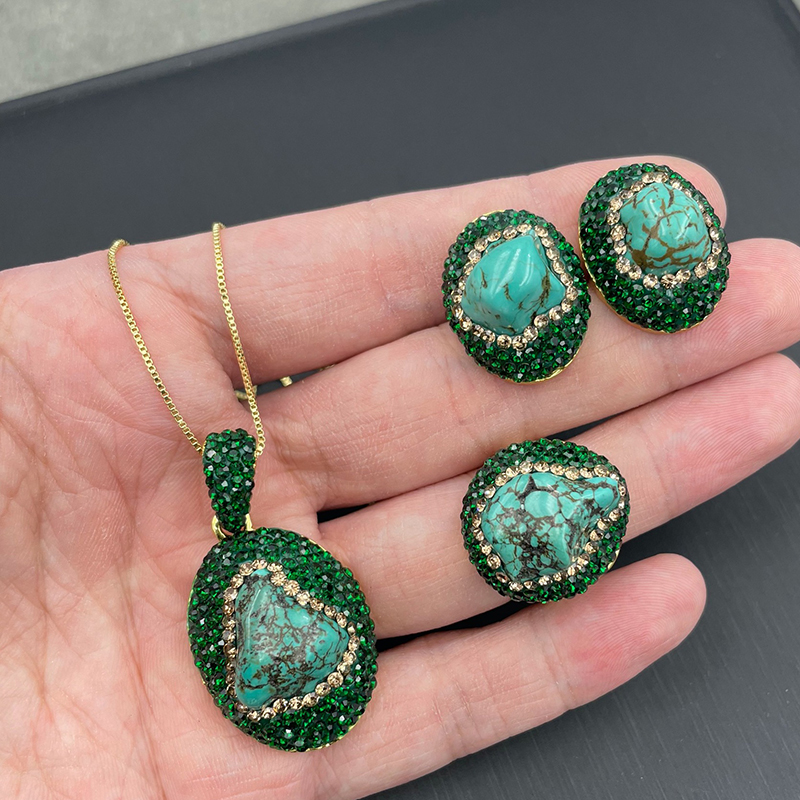 Fashion Gold Irregular Pine Necklace Earrings Ring Set