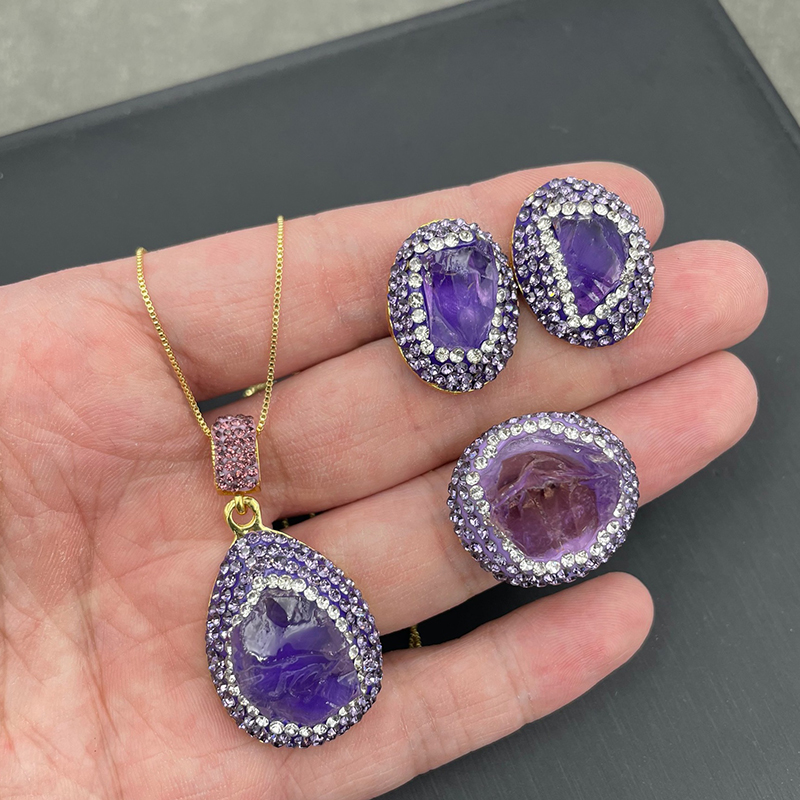 Conjunto De Anillo Y Aretes Con Collar De Amatista Irregular
