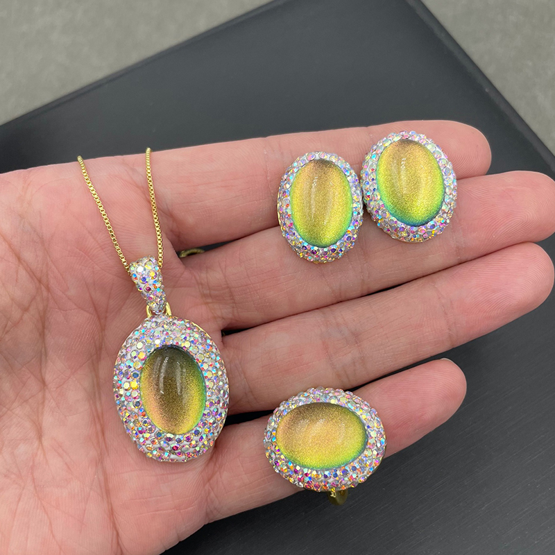 Conjunto De Anillo Pendientes Y Collar De Cristal Ovalado Geométrico