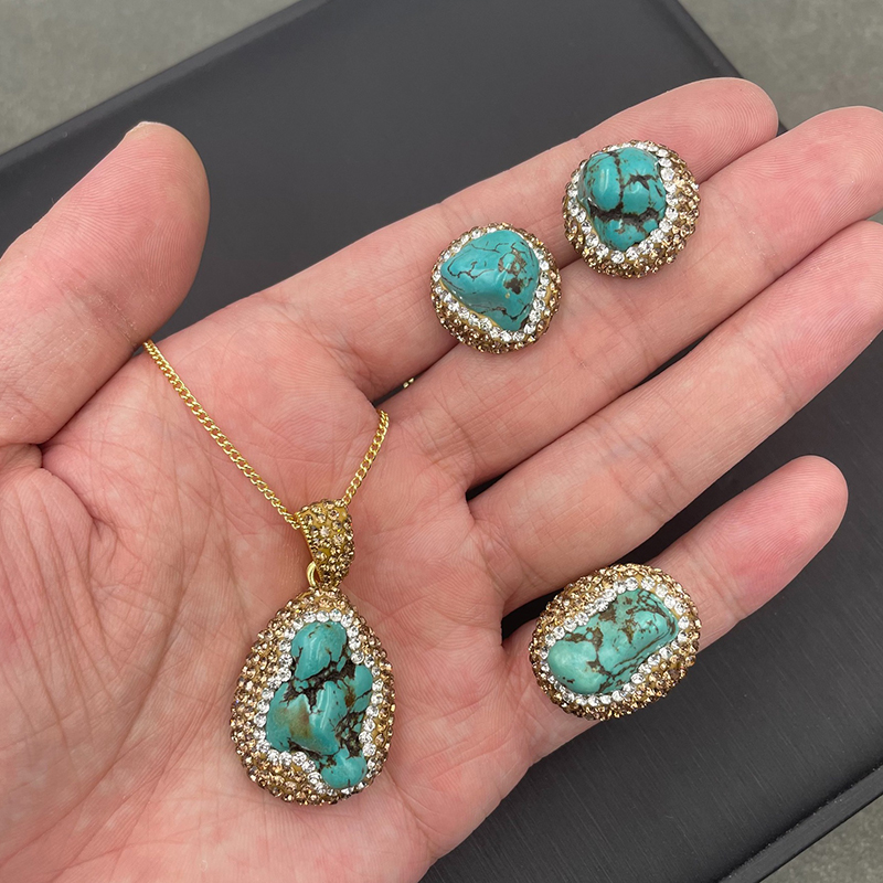 Conjunto De Anillo Y Aretes Con Collar De Turquesa Y Diamantes De Cobre