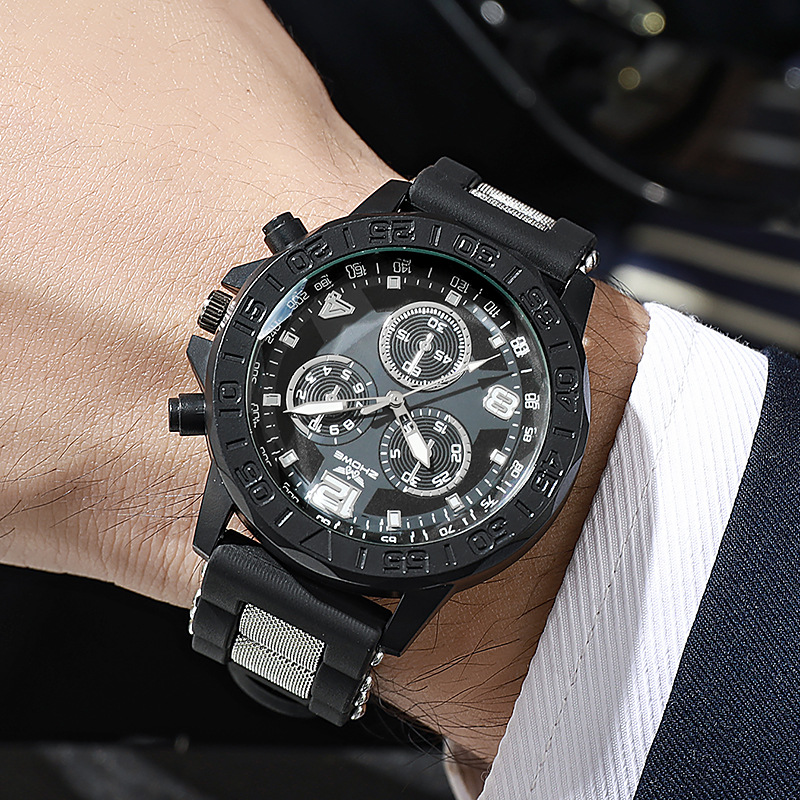 Reloj De Hombre Con Esfera Redonda.