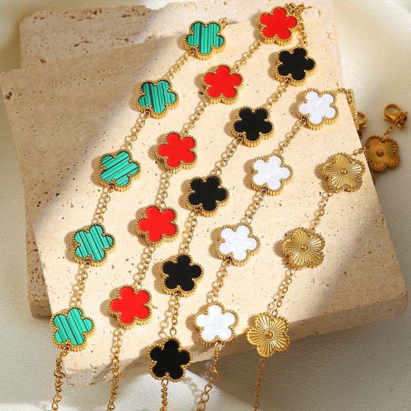 Fashion Lucky Flower (black) Stainless Steel Flower Bracelet