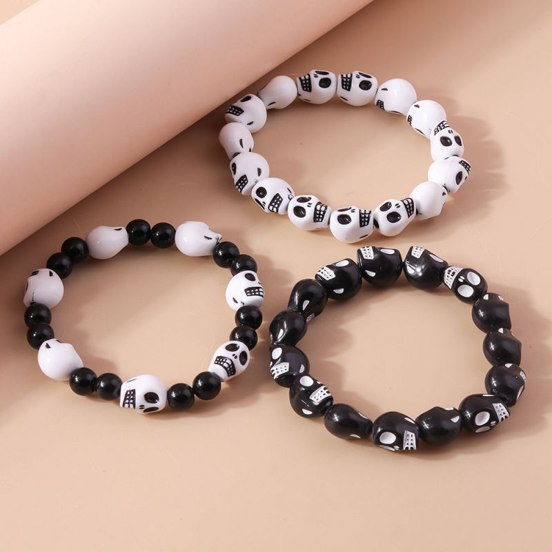 Fashion Black And White Resin Skull Beaded Bracelet
