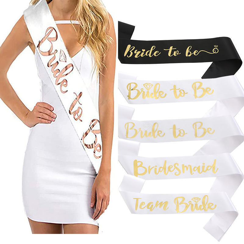 Fashion Rose Gold Lettering On White Background Alloy Letter Shoulder Strap