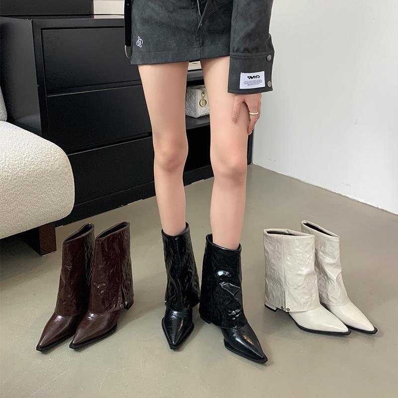Botas Con Tacón Grueso Y Punta En Punta