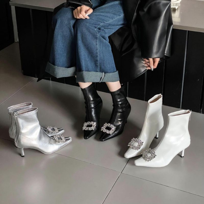 Botines Stiletto Con Diamantes Cuadrados En Punta