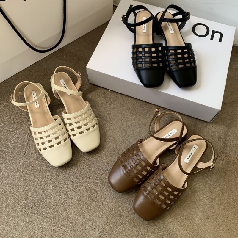 Sandalias Tejidas Con Tacón Grueso