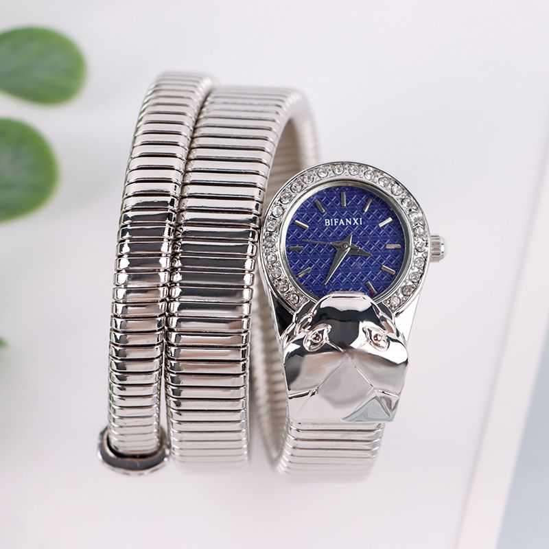 Silver Green Dial Alloy Textured Steel Band Watch