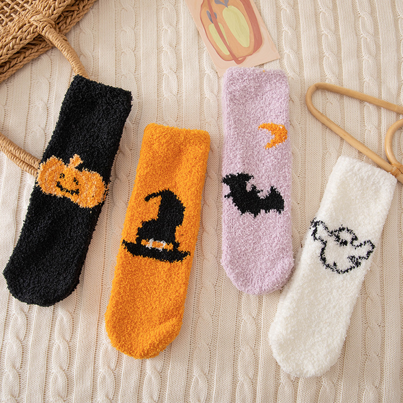 Purple Bat Coral Fleece Printed Glue-dotted Floor Socks