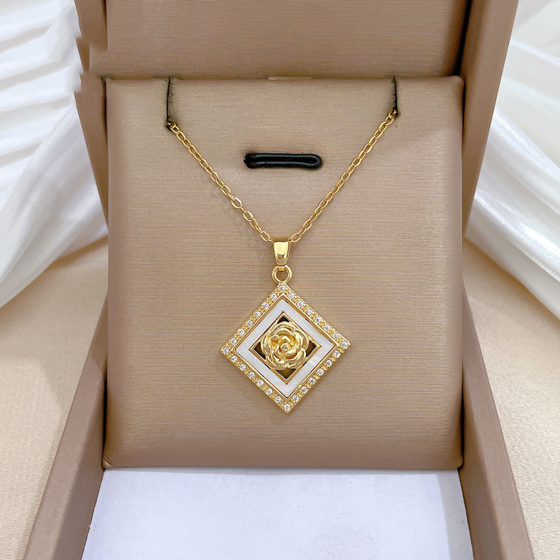 Gold Titanium Steel Cube Shell Flower Necklace