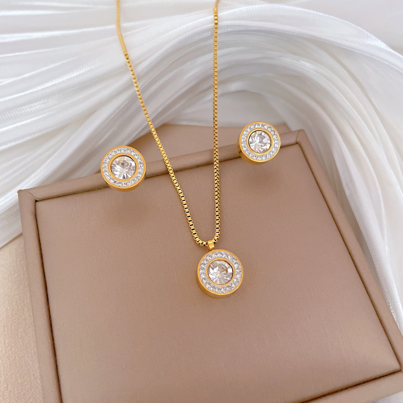 Gold Titanium Steel Round Necklace With Diamonds
