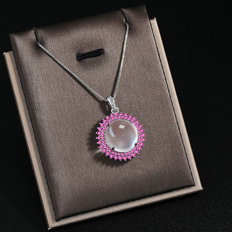White Gold Copper Diamond Round Necklace