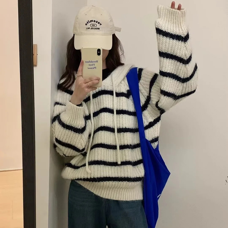 White Striped Knitted Hooded Pullover