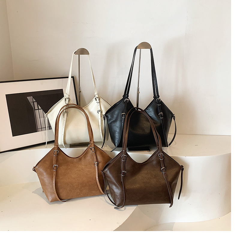 White Pu Large Capacity Shoulder Bag