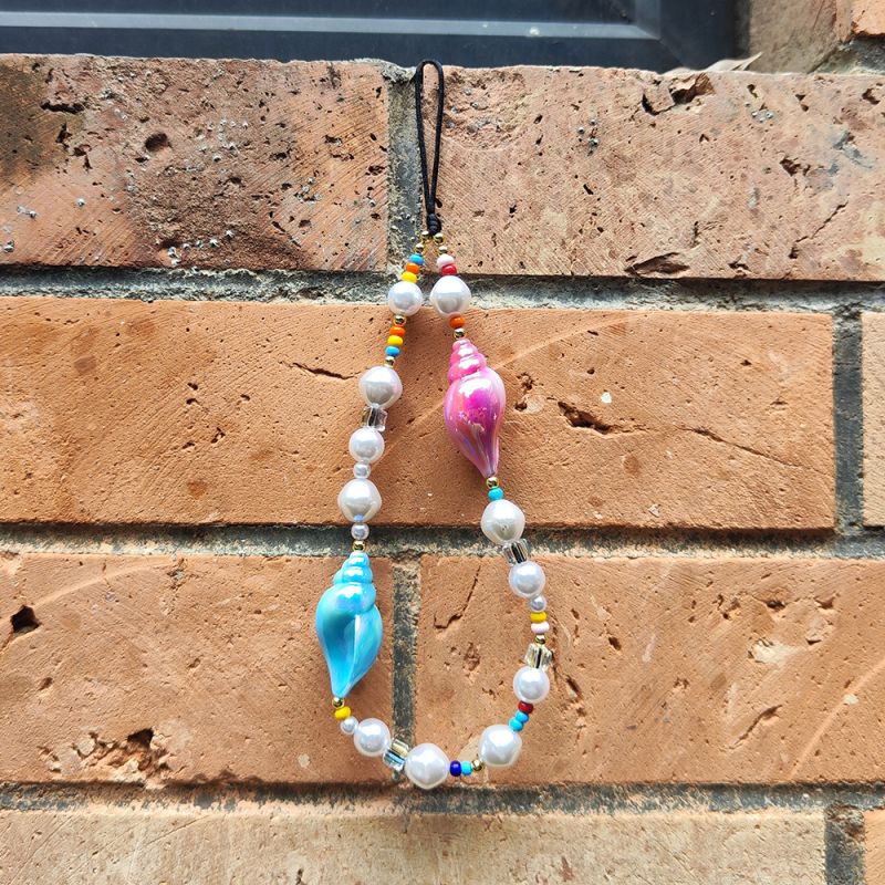 C Geometric Conch Pearl Beaded Phone Chain