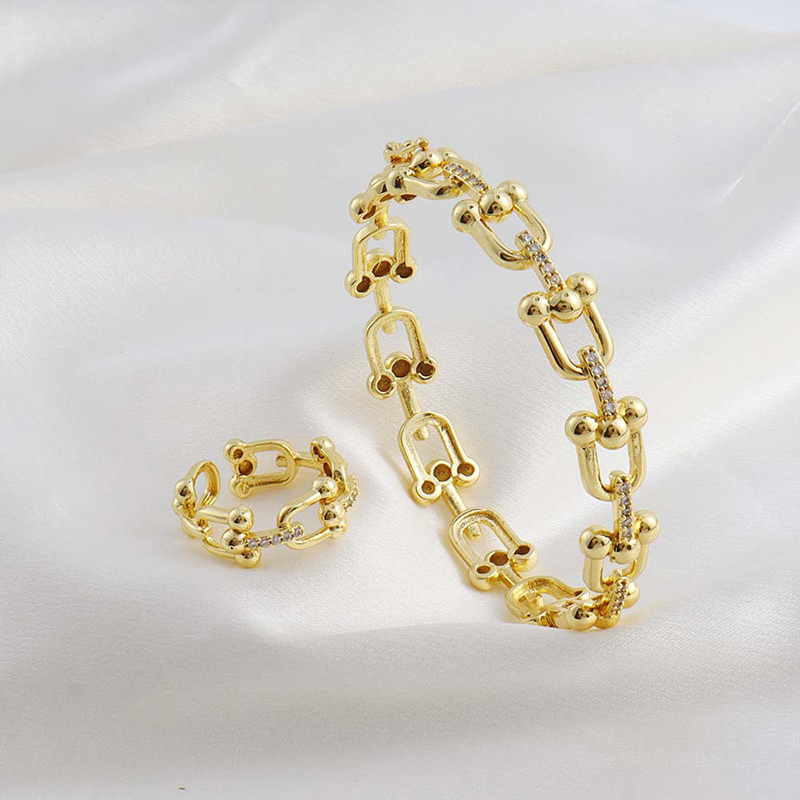 Conjunto De Pulsera Y Anillo De Herradura De Cobre Chapado En Oro