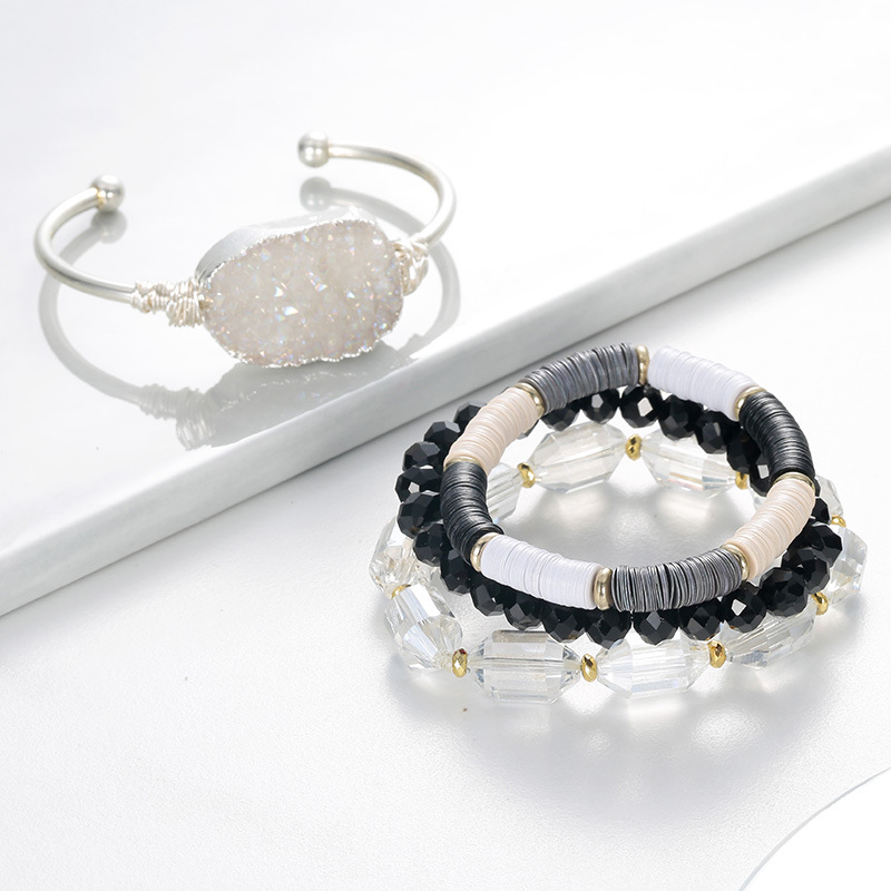 Conjunto De Pulsera Geométrica Con Cuentas De Polímero De Cristal