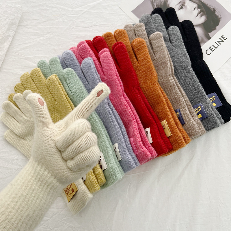 Guantes De Lana Con Etiqueta Tejida