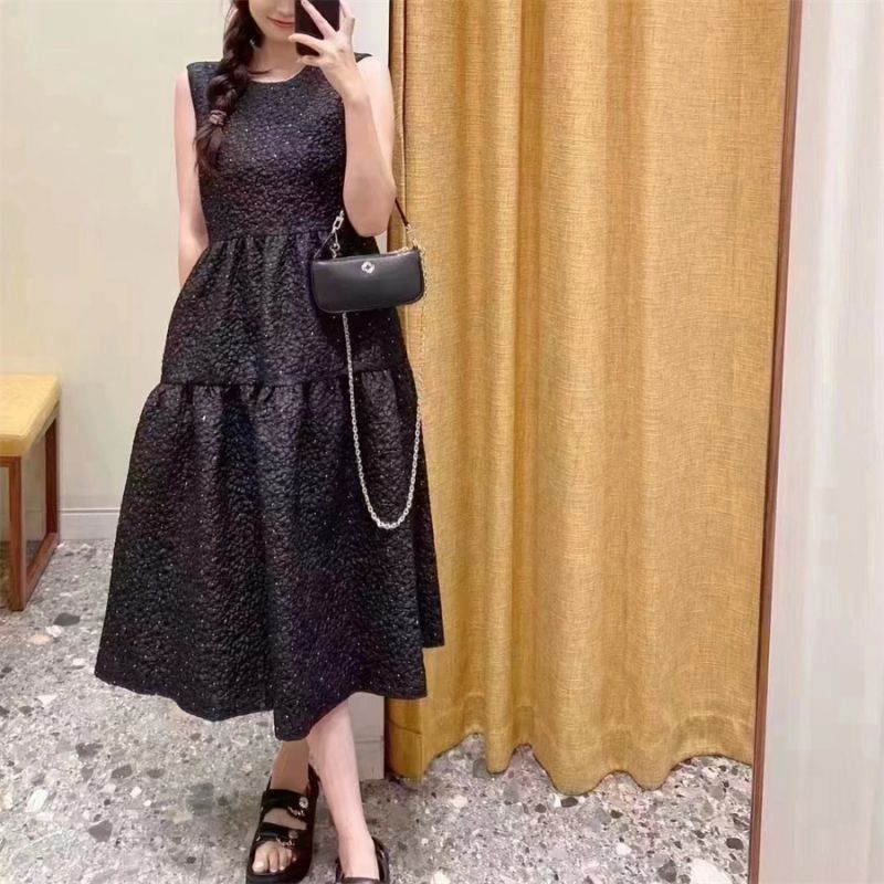 Falda Hasta La Rodilla En Jacquard Con Estampado Oscuro De Strass De Poliéster