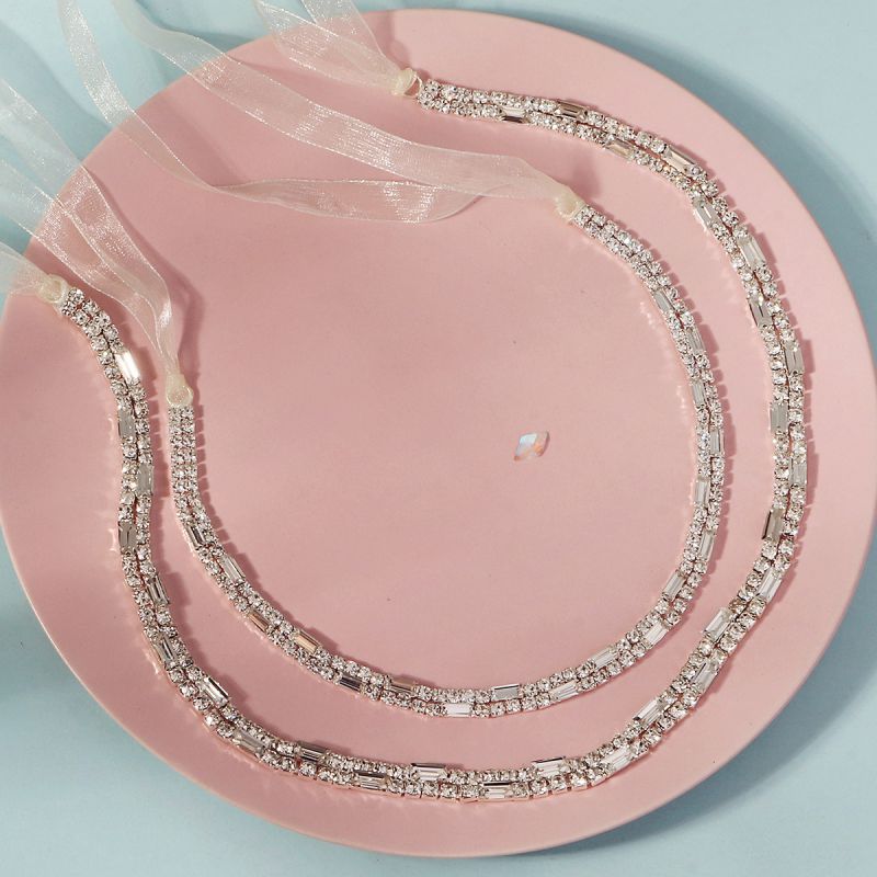 Diadema De Metal Con Cordones Y Diamantes Incrustados