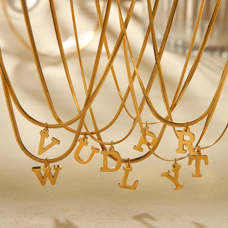 Collar De 26 Letras De Acero Titanio