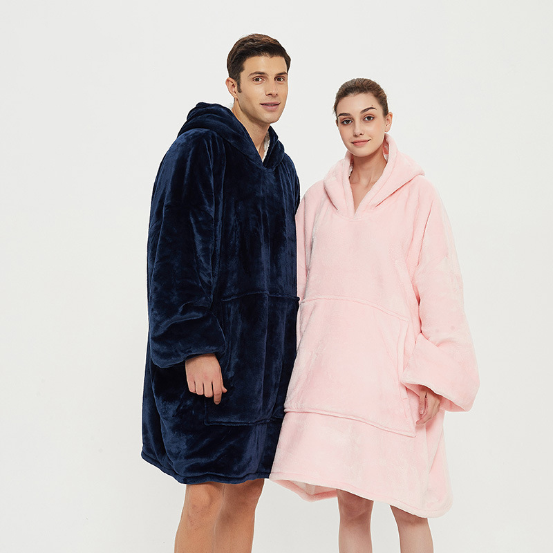 Manta Tipo Sudadera Con Capucha Y Dos Bolsillos De Franela