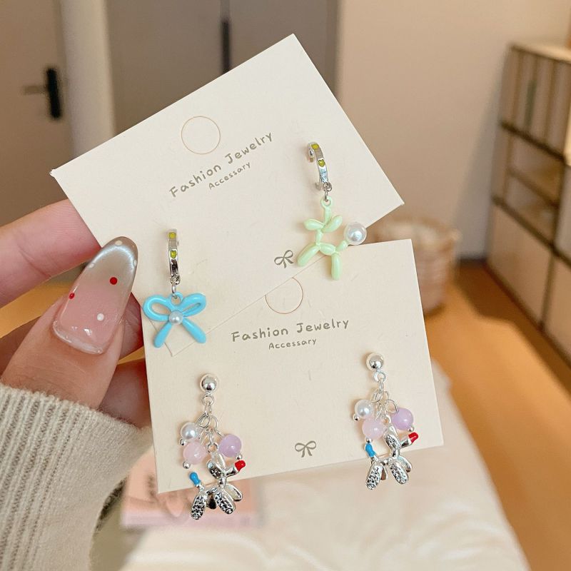 Pendientes De Perro Con Globo De Diamantes De Aleación