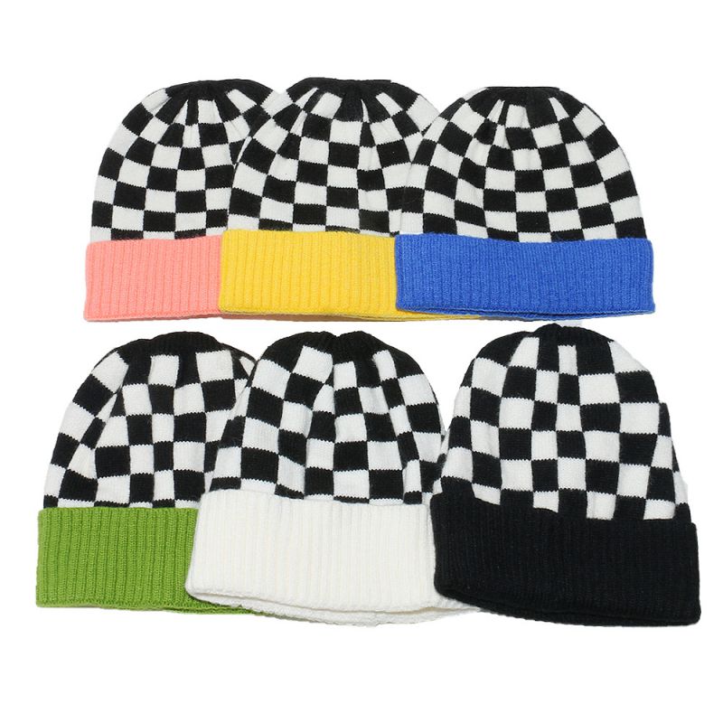Gorro De Punto Con Diseño De Cuadros