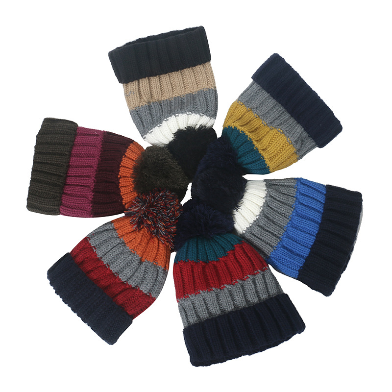 Gorro De Punto De Rayas Acrílicas