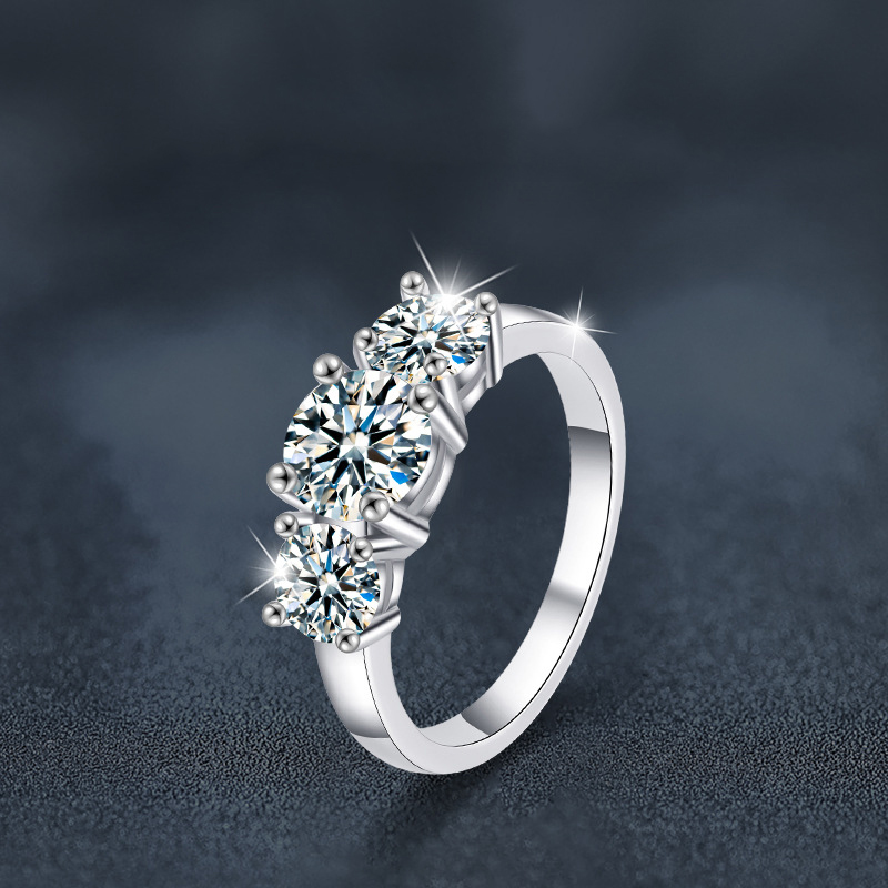 2 Carat Moissanite Silver Round Diamond Ring