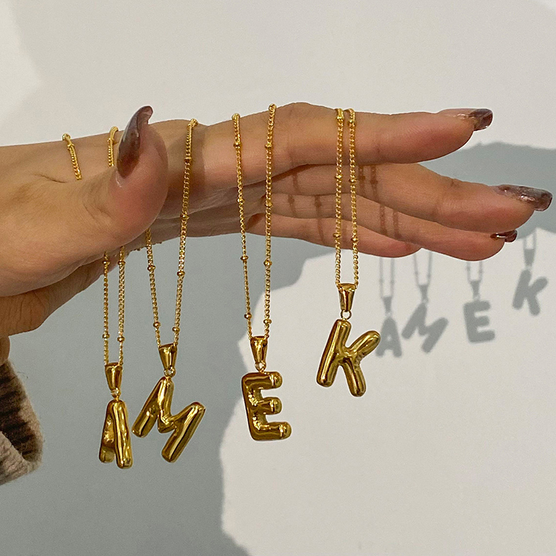 Collar De 26 Letras De Acero Inoxidable