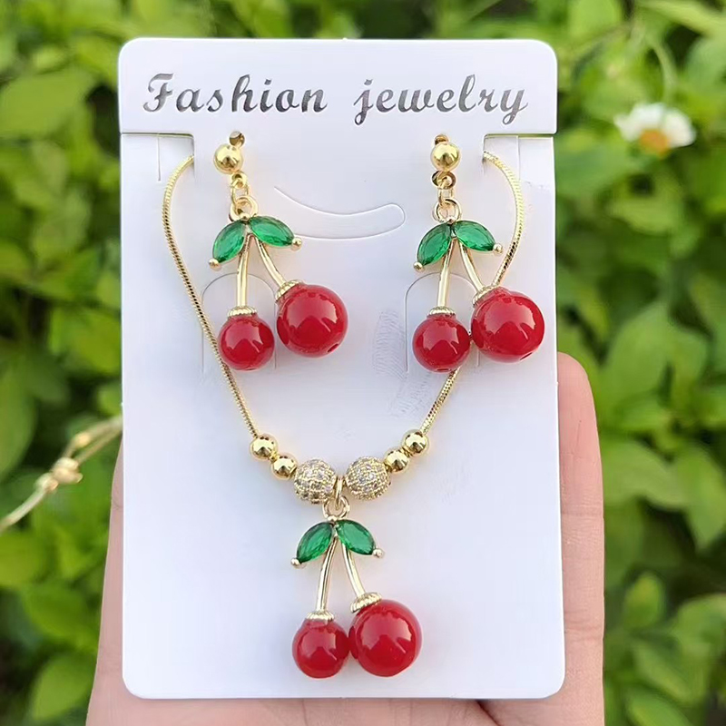 Juego De Collar Y Aretes Con Cuentas De Cereza Y Circonitas Con Incrustaciones De Cobre (4 Mm)