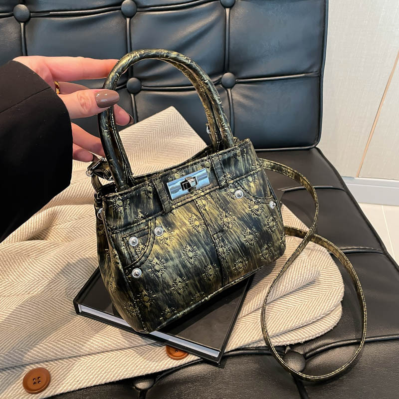 Eyes Gold Pu Printed Lock Large Capacity Crossbody Bag