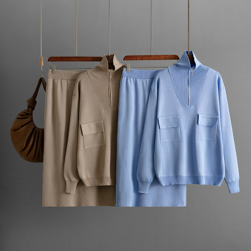 Conjunto Dos Piezas Jersey De Punto De Algodón Con Media Cremallera + Falda
