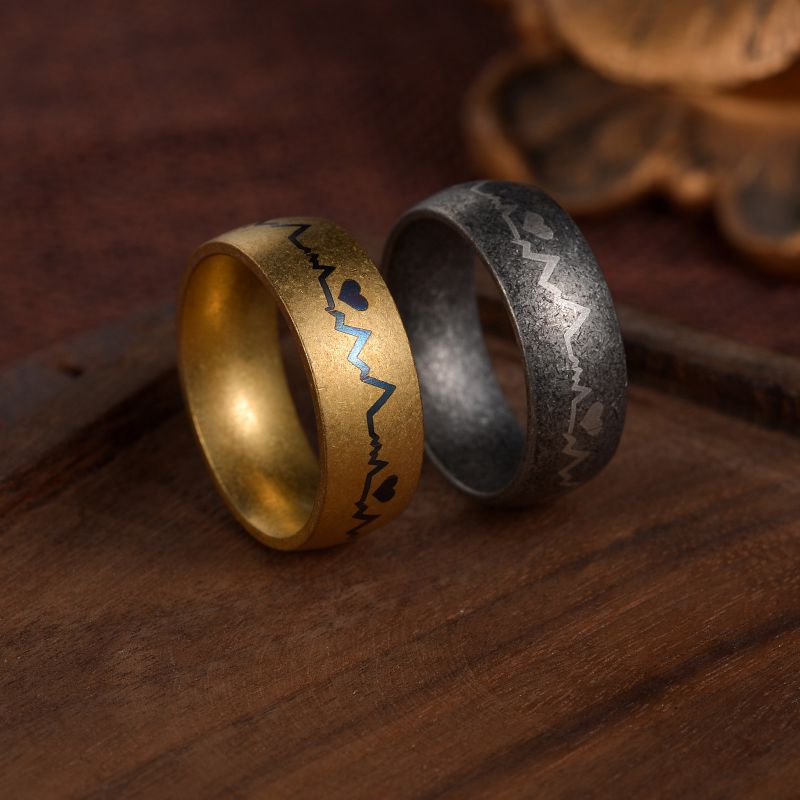 Anillo Redondo Impreso Ekg De Acero De Titanio