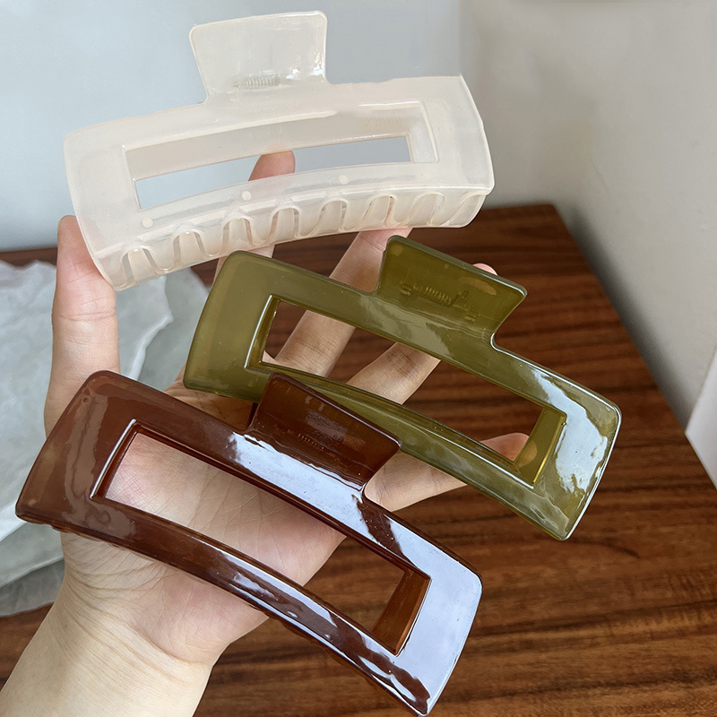 Jelly White 13cm Resin Rectangular Hollow Grab Clip