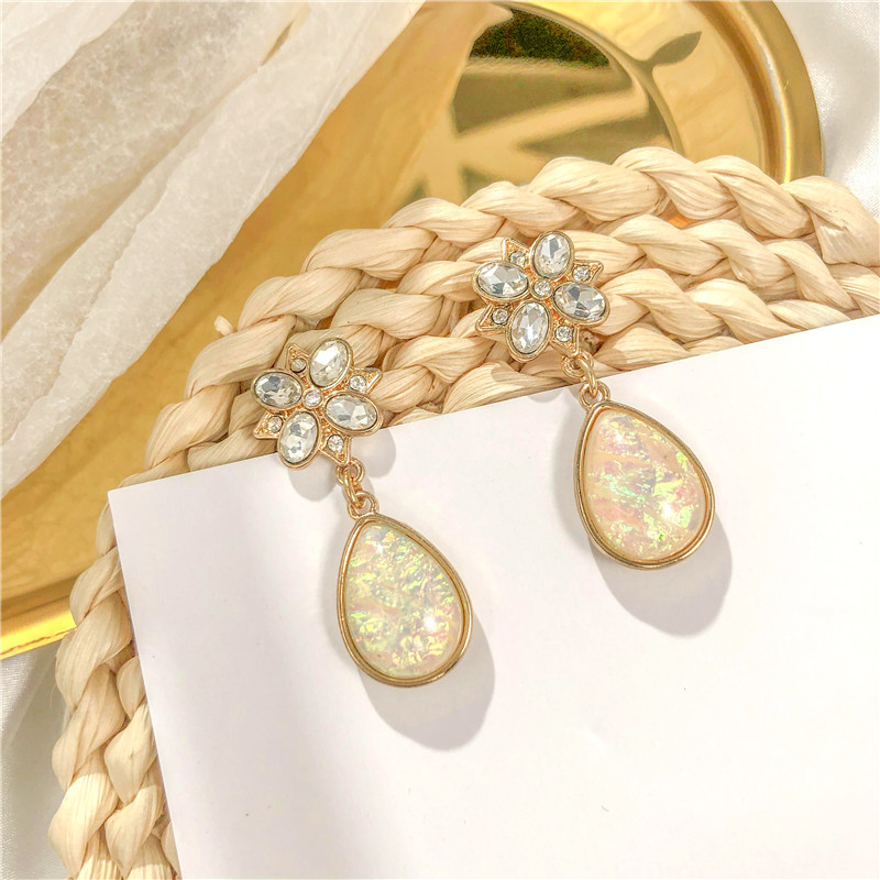 Gold Metal Diamond Flower Drop Earrings