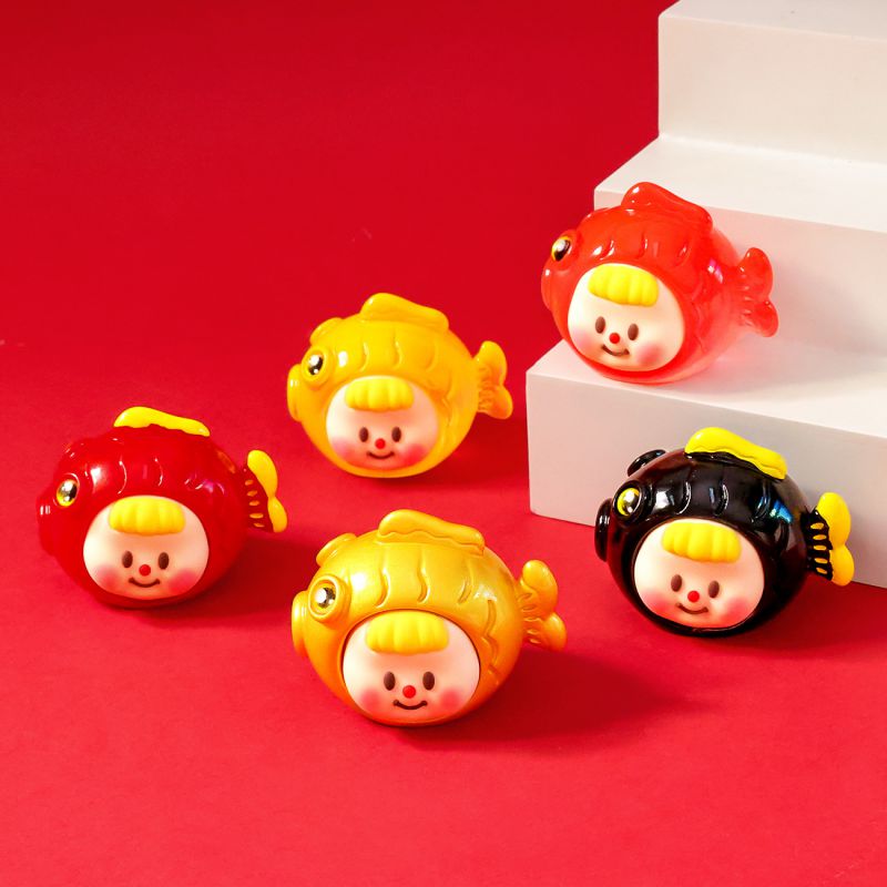 Adornos De Muñecas De Dibujos Animados Koi