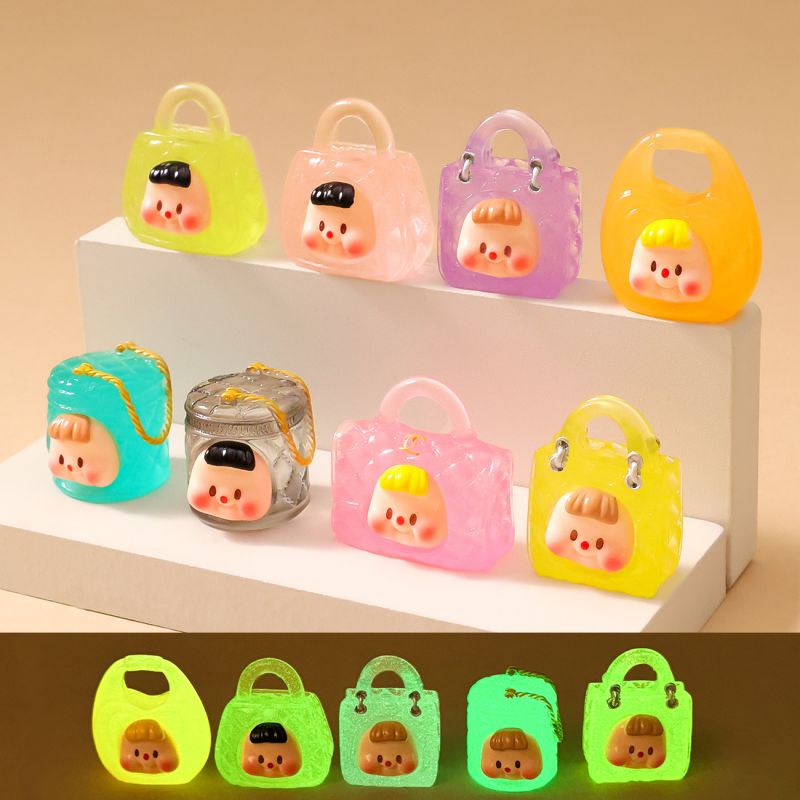 Adornos De Muñecas De Dibujos Animados De Bolsa Luminosa De Resina
