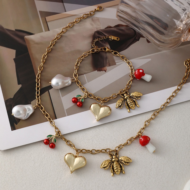 Pulsera Con Colgante De Perla Cereza Y Abeja En Forma De Corazón De Cobre