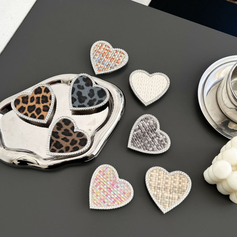 Soporte Para Teléfono Con Forma De Corazón De Leopardo Y Diamantes De Aleación
