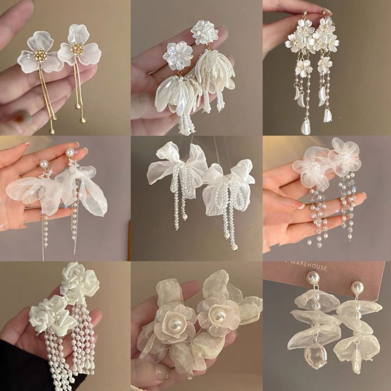 4# White Fabric Petal Pearl Geometric Earrings