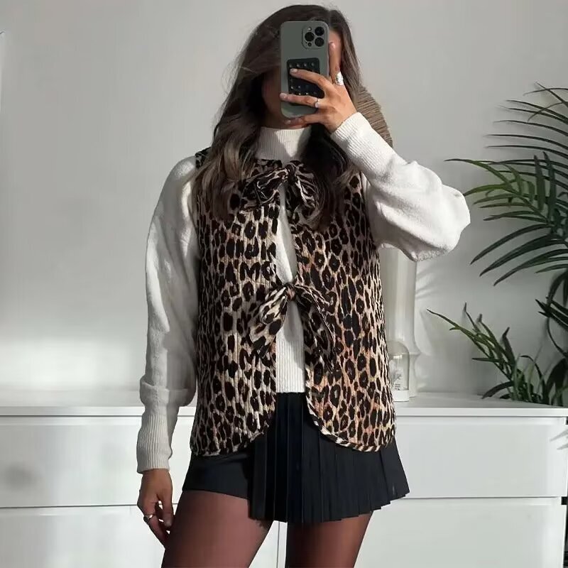 Chaleco De Poliéster Con Estampado De Leopardo Y Cordones